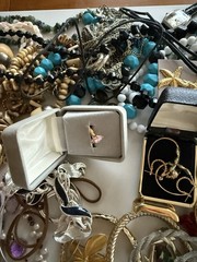Over 3lbs Of Grandma’s Vintage Costume Jewelry Lot Old & New Basket Included!