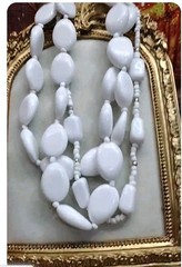 Vintage Chunky White Acrylic Bead Layered Necklace Multi Strand Statement 16″