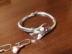 Vintage SIGNED AVON SH Silver tone metal Faux Pearl Bracelet Earrings