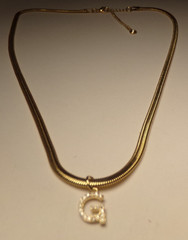 VTG 14K YELLOW GOLD PLATE DAINTY LETTER INITIAL MONOGRAM G PENDANT NECKLACE 19″