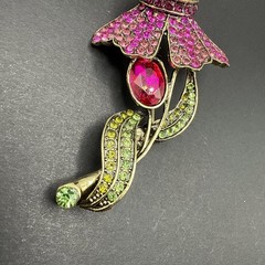 Pink Flower Rhinestone Brooch Pin J26