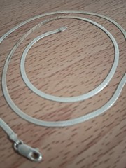 Vtg 925 Italy Sterling Silver 2.5mm Herringbone Chain Necklace 24″ long