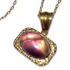 Gold tone genuine purple amethyst cabochon pendant 17.75″ chain necklace