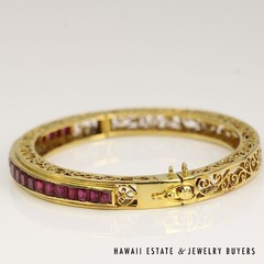 8ctw Ruby Hinged Bangle 19K Yellow Gold Bracelet Size 6.5
