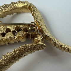 Vtg MCM Gold Tone AB Crystals Rhinestones Stylize Ribbon Textured Gold Tone 2.5”