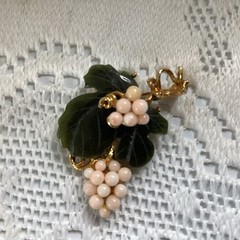 Vintage Swoboda Grape Brooch Gold Tone Jade Coral Faux Pearls Grape Clusters