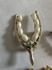 set of 3 vintage brooch Faux Pearl Rhinestone Gold Tone Metal MX3