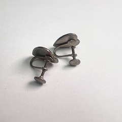 Vintage Butterfly Wing Tropical Palm Tree Scene Heart Shape Screw Back Earrings