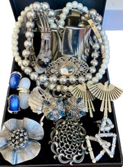 Vintage Estate Costume Jewelry Lot ! MONET, AVON and more!