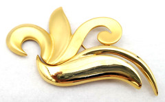 Vintage~~Casual Corner~~Large 3″ Abstract Matte & Shiny Gold Tone Brooch 1980’s