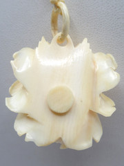3-D Rose Pendant Necklace Beige Flower Vintage