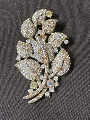 Lot/13 Vintage 50s 60s 70s 80s Some Rhinestone Mixed Material Brooch Pin VIDEO