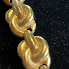 Vtg Anne Klein Infinity Love Knot 17” Gold-tone Collar Necklace Career