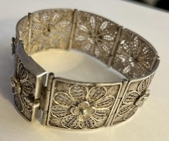 Antique Victorian 7 Panel Bracelet 800 Silver 1.4 Oz Floral Filigree Box Clasp