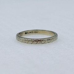 Belais Vintage Wedding Band 18K White Gold Engraved Detailing Size 6