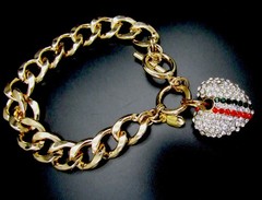 JOAN RIVERS SWARVOSKI CRYSTAL PATRIOTIC HEART GOLD TONE TOGGLE BRACELET NIB