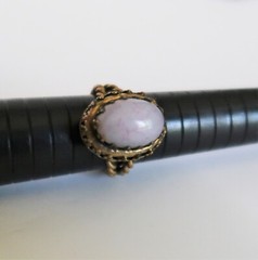 Vtg pink polished stone cabochon brass tone braided open band adjustable ring