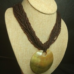 Vintage Brown Glass Seed Beads Necklace Shell Pendent. 4445
