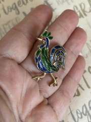 Trifari brooch Rooster Blue & Green Gold vintage 1950s-1960s Cute