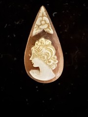 UNIQUE Teardrop 1860s Loose Carved Shell Cameo – Woman w/Flower – 24 x 21mm