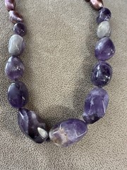 Coldwater Creek Amethyst and Lavender freshwater pearl necklace 20″ long.