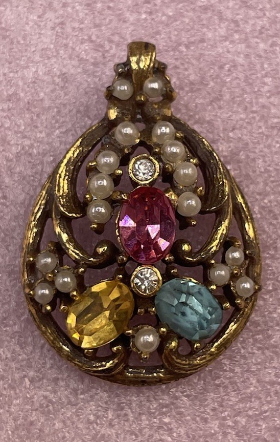 Vintage Victorian Style Ornate Fruit Salad Pendant Rare