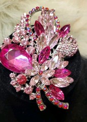 Rhinestone Vintage Brooch- Pink
