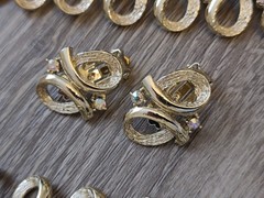 3 Piece Set Vintage Clip on Collar Bracelet Gold Tone AB Chunky Ribbon