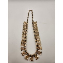 Vintage Coro Gold Tone Ribbed Fan Link Collar Necklace Mid Century Modern MCM