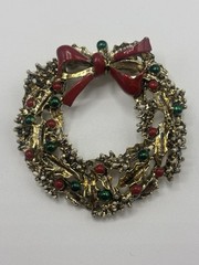 Vtg Enamel Christmas Wreath Brooch Pin Fashion Jewelry Holiday Signed Gerry’s