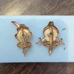 Lot of 2 Figural Face Enamel Brooch Pins 1949 Uncas MFG.CO.