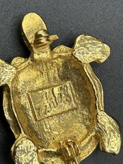 AAi Gold Tone Green Eye Rhinestone Turtle Brooch