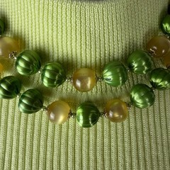 Vintage Japan Double Strand Green Ribbed & Champagne Satin Bead Necklace 18in