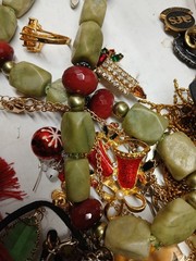 5Lbs Wearable Vintage Jewelry Huge lot Costume And More Unsearched Tangled