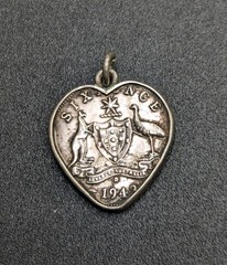 Vtg 1943 Australia Sixpence Heart Shaped Coin Charm Pendant Sweetheart Jewelry