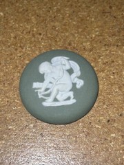 Vintage Authentic Unused WEDGWOOD Cupid 34mm Cameo In Sage Green Jasperware