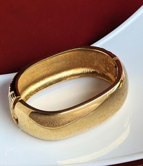 Vtg Oroton High Polish Shiny Gold Silver Tone Wide Bangle Fits 7″ Bracelet Dent