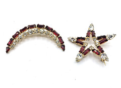 B David Clear Gold Tone Red Rhinestone Crescent Moon Star Brooch Pins