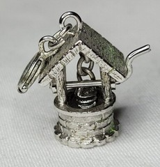 Monet Charm Vintage Moving Wishing Well Silvertone Metal