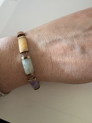 Vintage 14k Yellow Gold Multi Color Jade Bracelet Lavender Apple Green White