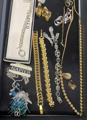 Vintage NAPIER JEWELRY Lot – Necklaces Bracelets Earrings Brooches Pendants