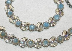 Vintage Judy Lee Blue Moonglow Cab Silver Tone Leaf Necklace Bracelet Set Rhines