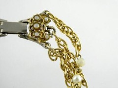 Vintage Unbranded Goldtone Faux Pearl and Carnelian Costume Bracelet