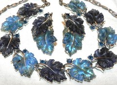 Vintage Lisner Blue Molded Lucite Leaf Necklace Clip Earring Set Rhinestones