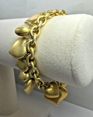 Victorian Style Bronze Milor Italy Hearts Charm Bracelet. 36.02g 6.75 in.