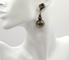 Four Leaf Clover Ornament Ball Drop Dangle Silver Tone Vintage Pierced Earrings