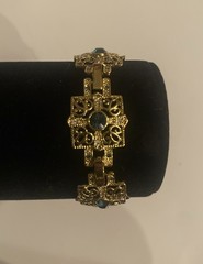 Camrose & Kross Jacqueline Kennedy Square And Cross Sapphire Gold Bracelet JBK