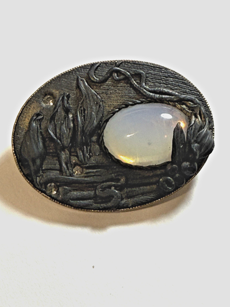 UNIQUE VINTAGE ARTISAN MOONSTONE BROOCH
