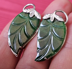 RARE Solid 14k White Gold Carved Spinach Green Jade Large Vintage Earrings