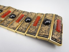 UNUSUAL 80’S YVES SAINT LAURENT GOLDTONE JET & CARNELIAN GLASS BRACELET